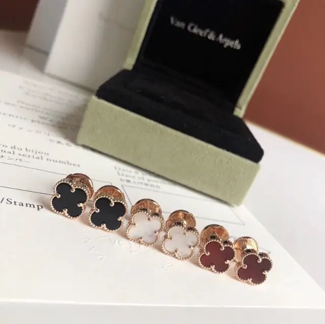 Van Cleef & Arpels Earring
