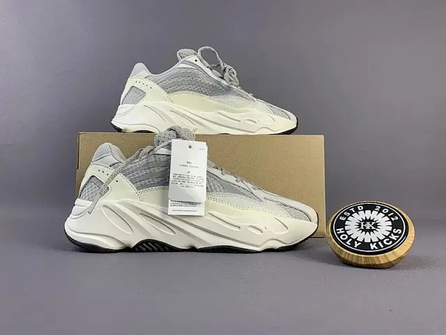 Yeezy 700