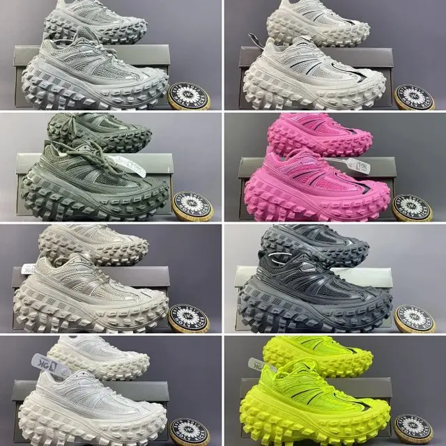 Balenciaga Defender