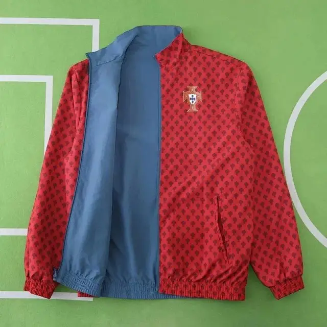 2526 Portugal Wear on both sides windbreaker