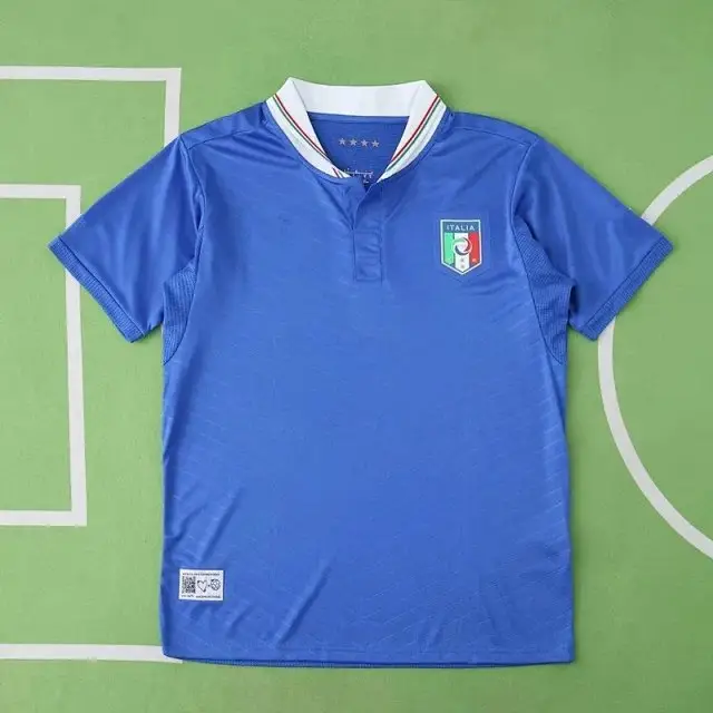 2012 season Italy home retro Fan version