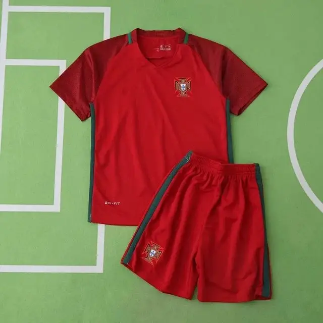 016 season Portugal home Kids kit