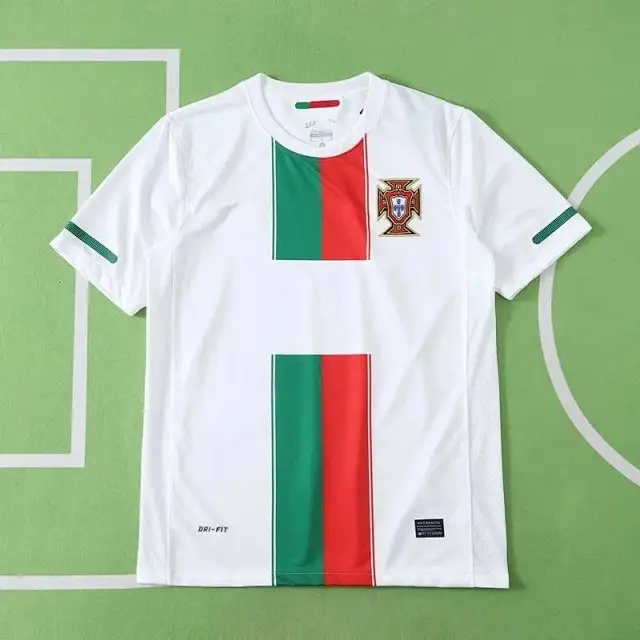 2010 season Portugal away retro Fan version