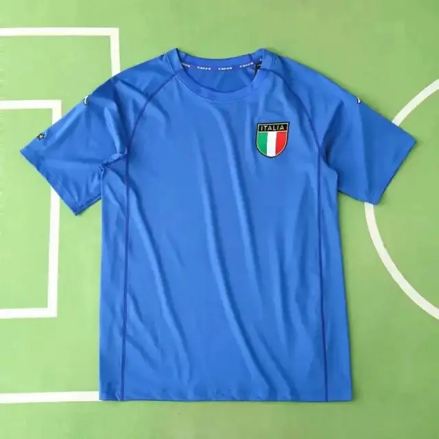2000 season Italy home retro Fan version