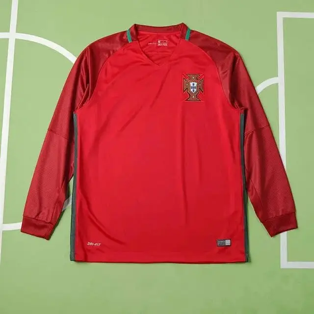 16 season Portugal home retro Long sleeve Fan version