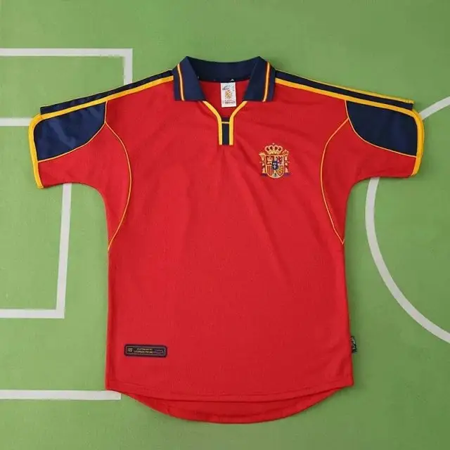 2000 season Spain home retro Fan version