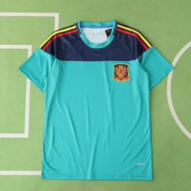 2010 season Spain goalkeeper retro Fan version