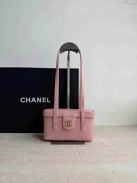 Chanel Tote Bag