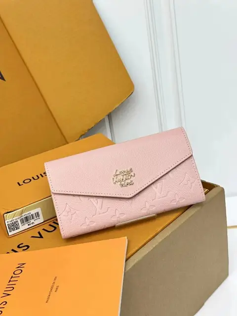 LV Wallet