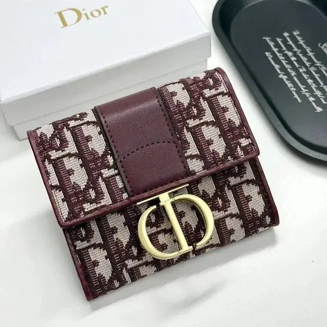 Dior Wallet