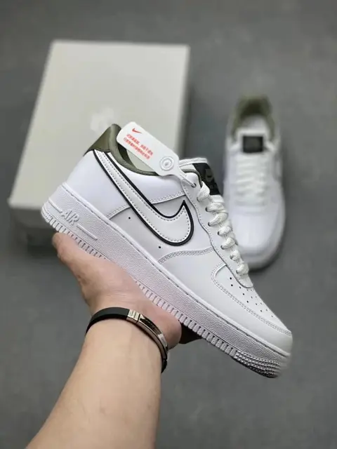 Air Force 1 Low Sneakers