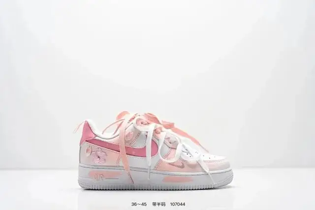 Air Force 1 Low Sneakers