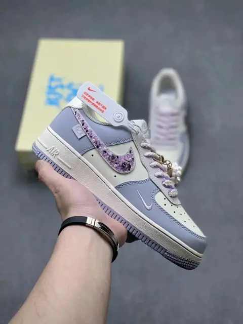Air Force 1 Low Sneakers