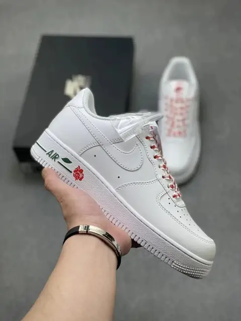 Air Force 1 Low Sneakers