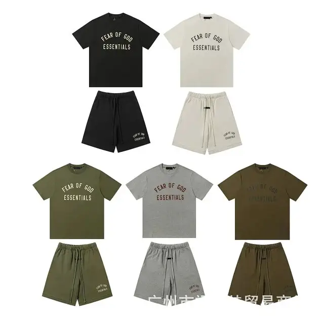 ESSENTIALS T-Shirt