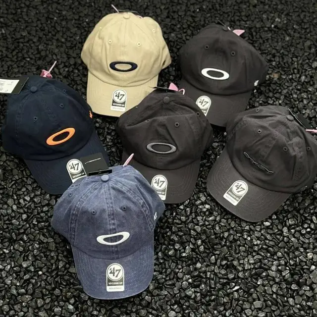 Oakley Beanie