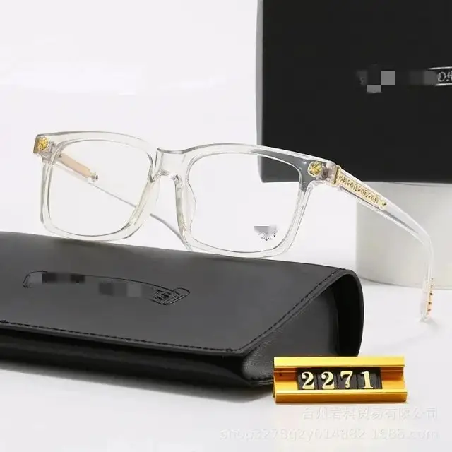 Chrome Herats Glases